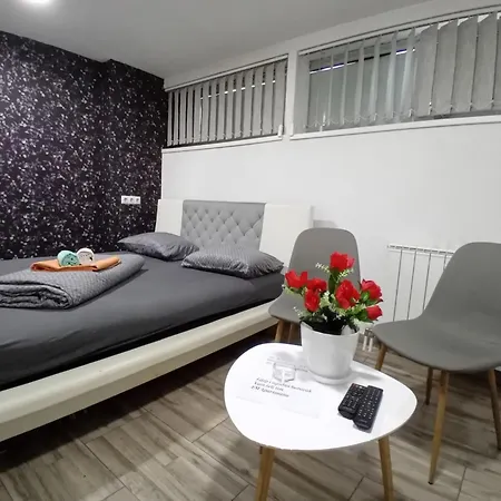 Em Apartament