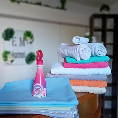 Em Apartament *