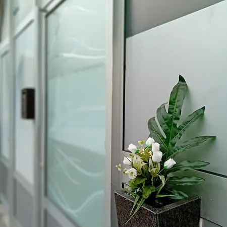 Apartament Em *