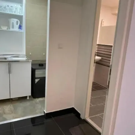 Em Apartament