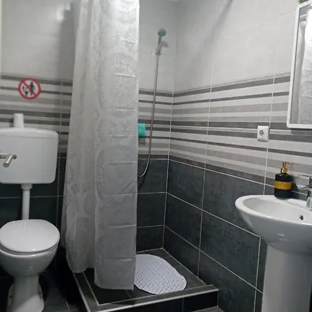 Apartament Em *